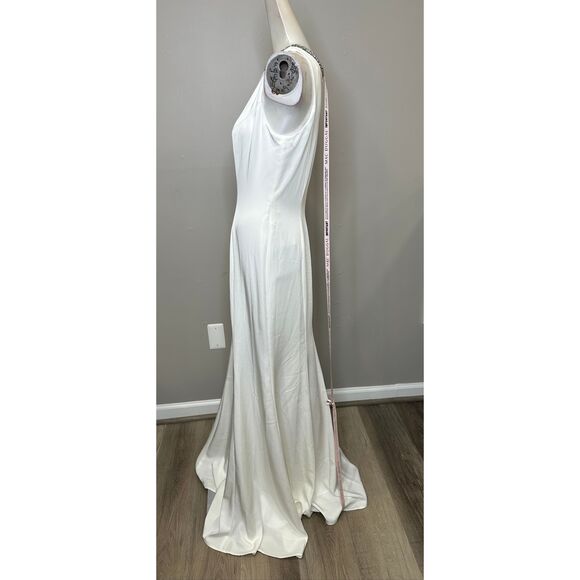 Mac Duggal White Embellished Neck Trumpet Gown US 6 $398 - Picture 7 of 10